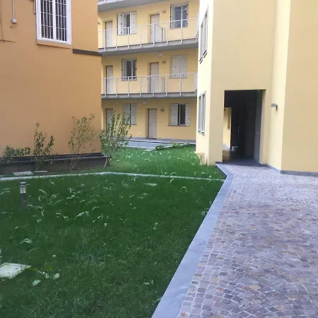 Laura's - I Navigli Che Vorrei